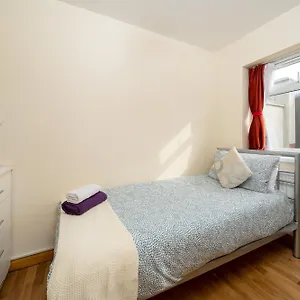 Single G1 London