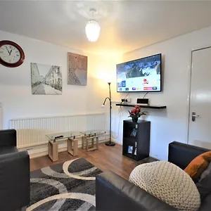 2 Bedroom Near Excel Exhibition Centre London