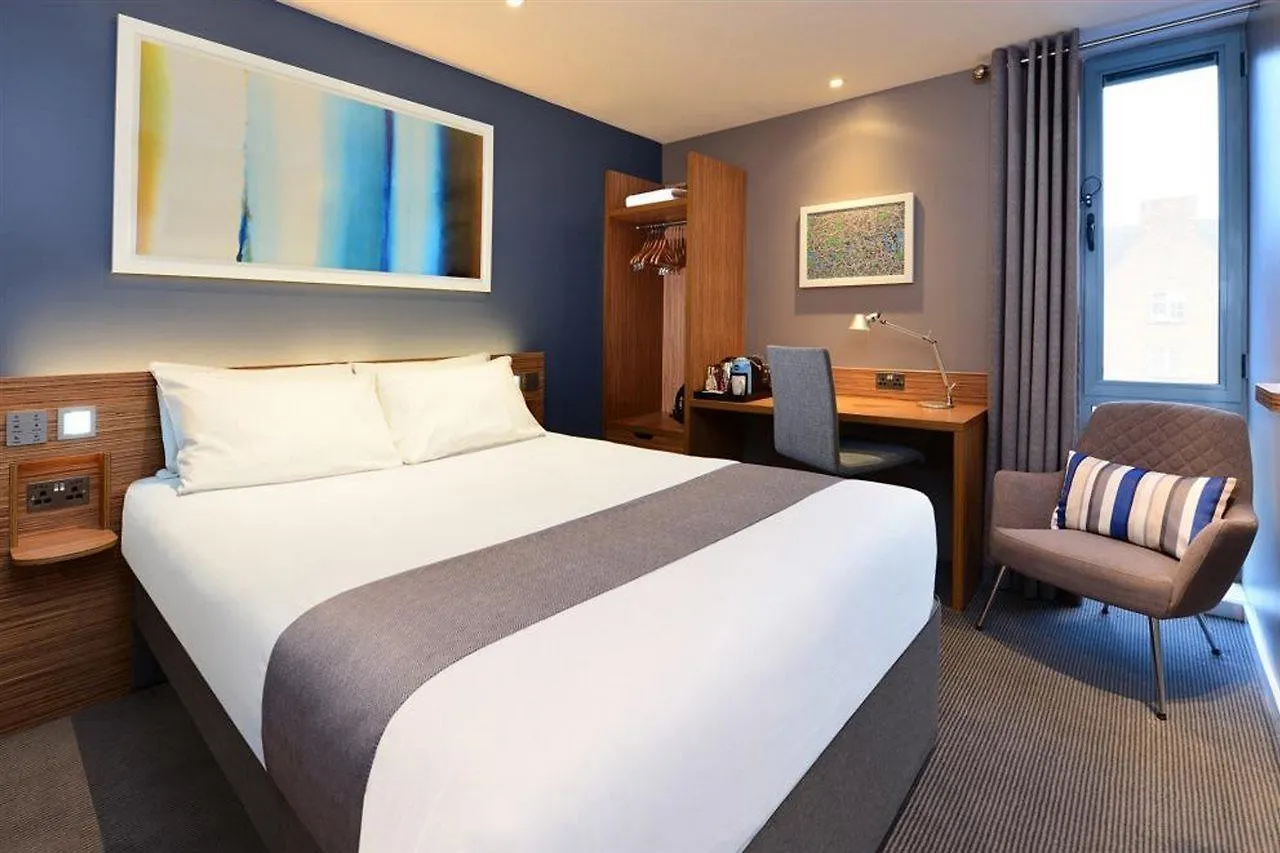 Travelodge London City 3*,  United Kingdom