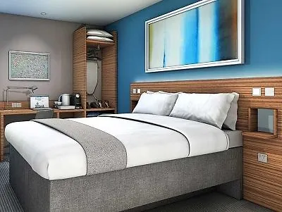Travelodge London City